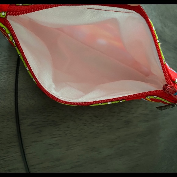 Small Toothbrush Toiletry Bag - Picture 3 of 3